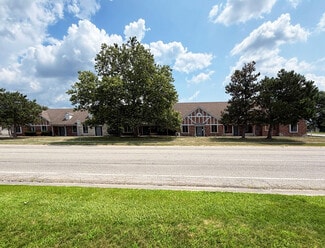 Plus de détails pour 130 Hampton Cir, Rochester Hills, MI - Bureau à vendre