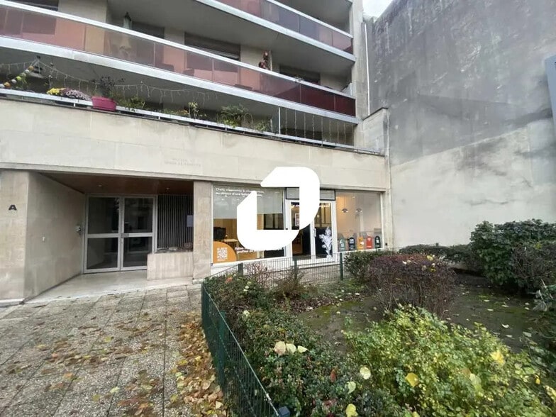 Bureau dans Vincennes à louer - Photo de l’immeuble – Image 1 sur 5