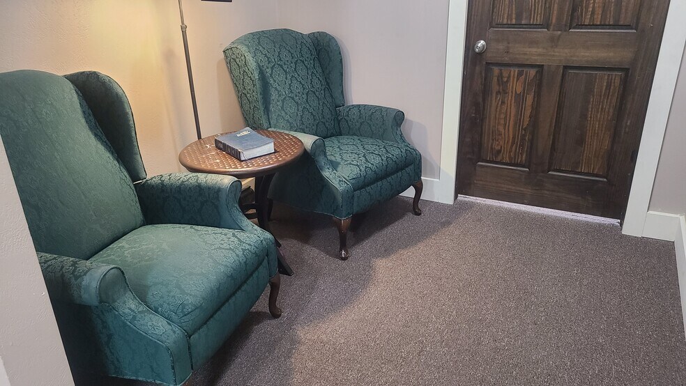 417 Forest St, Kalamazoo, MI à vendre - Photo intérieure – Image 2 sur 9