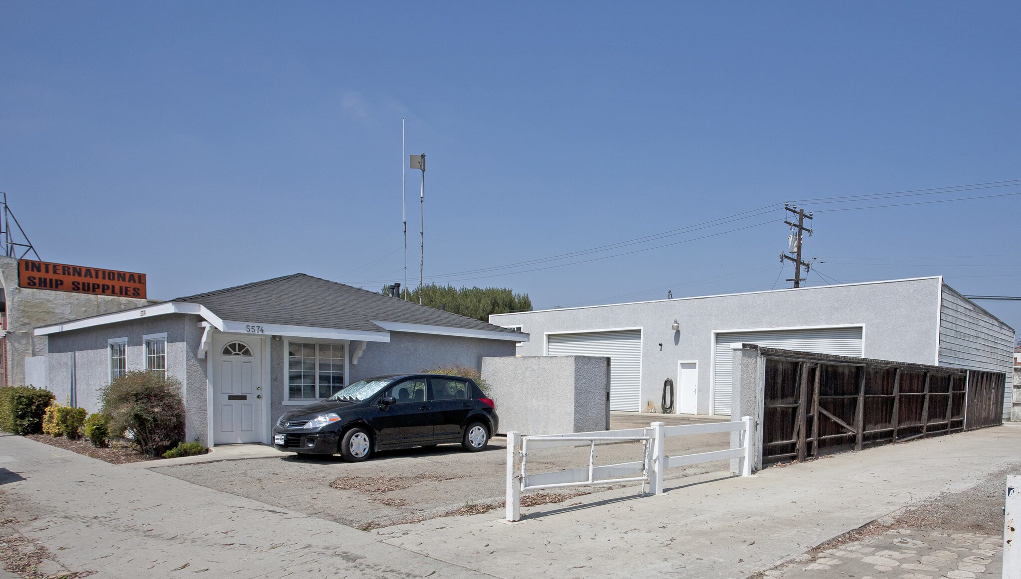5574 Atlantic Ave, Long Beach, CA à vendre Photo principale– Image 1 sur 18