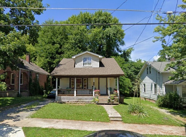 523 N Middle St, Cape Girardeau, MO à vendre - Photo principale – Image 1 sur 1