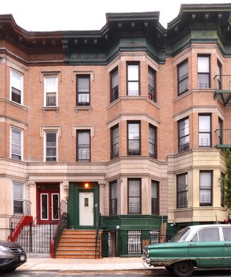 Plus de détails pour 1550 Bryant Ave, Bronx, NY - Logement à vendre