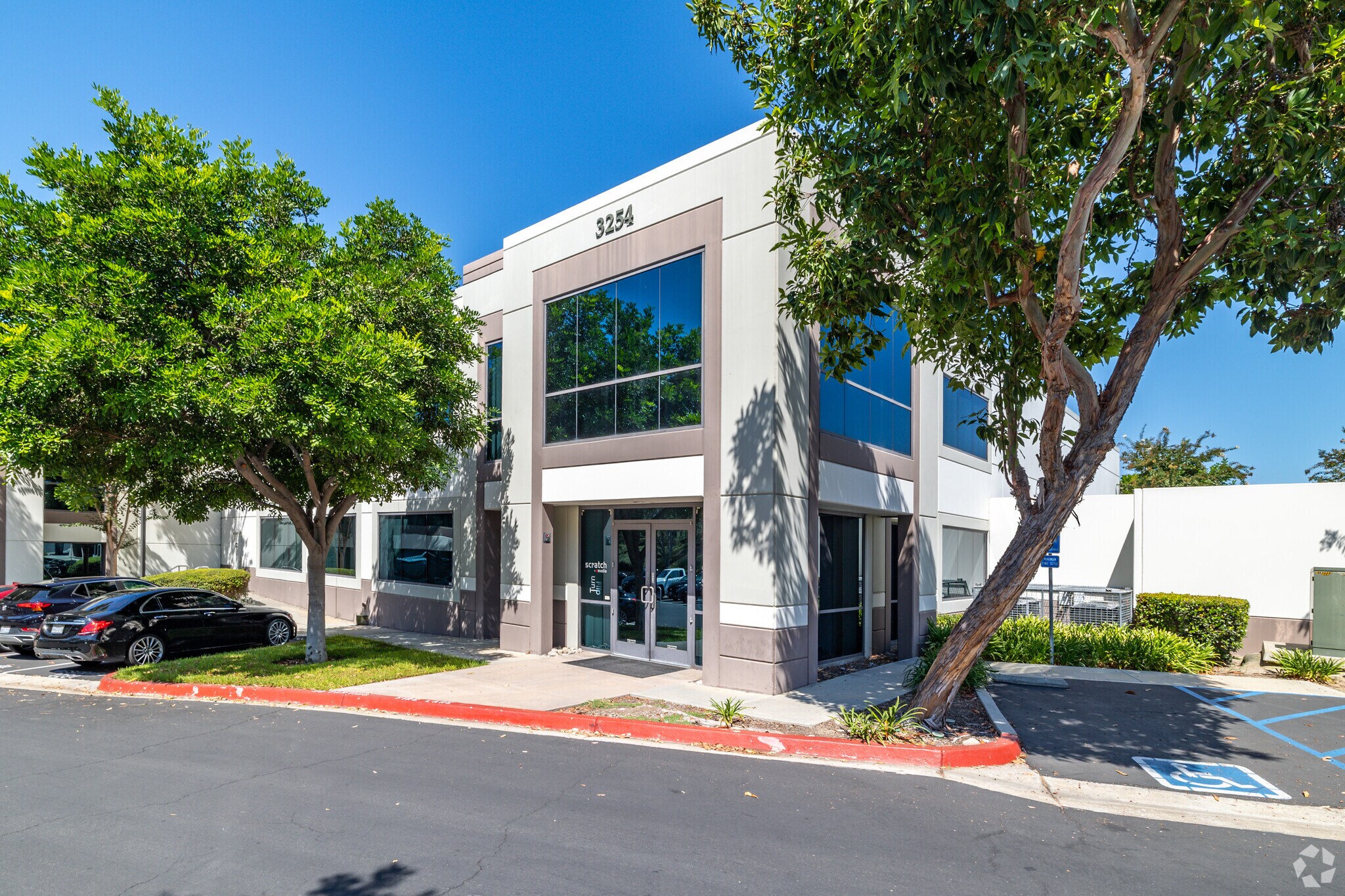 3254 Grey Hawk Ct, Carlsbad, CA à vendre Photo principale– Image 1 sur 15