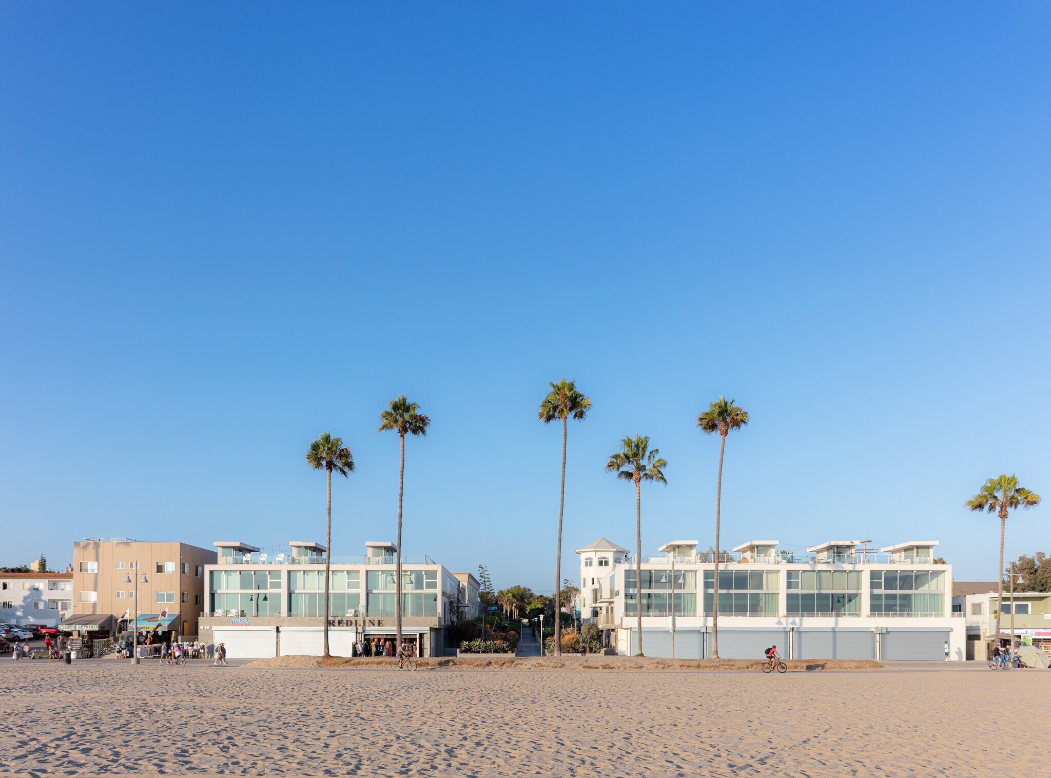 701 Ocean Front Walk, Venice, CA à louer Photo de l’immeuble– Image 1 sur 12