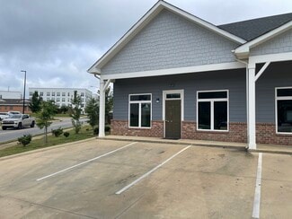 Plus de détails pour 510 Geneva St, Opelika, AL - Local commercial à louer