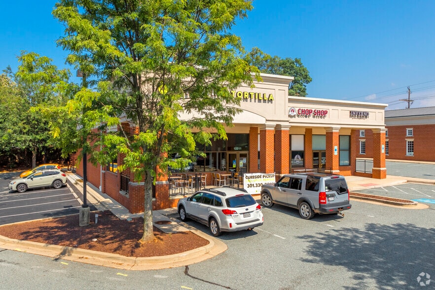 12201-12211 Darnestown Rd, Gaithersburg, MD à louer - Photo de l’immeuble – Image 3 sur 3