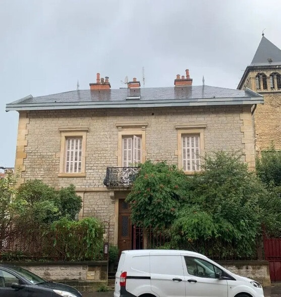 Bureau dans Dijon à vendre - Photo de l’immeuble – Image 1 sur 7
