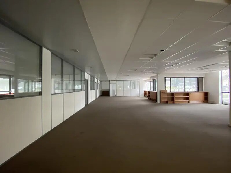 Bureau dans Ivry-sur-Seine à louer Photo de l’immeuble– Image 1 sur 17