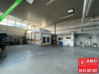 Plus de détails pour Local d'activités à louer