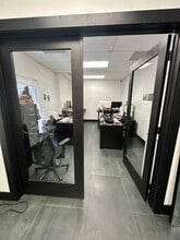 20861 Johnson St, Pembroke Pines, FL à louer Photo intérieure– Image 2 sur 8