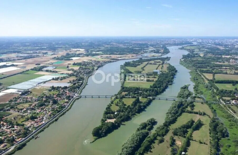 Local commercial dans Divatte-sur-Loire à louer - Photo de l’immeuble – Image 1 sur 9