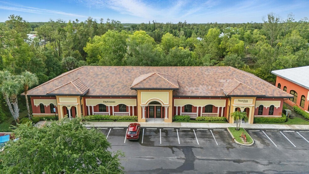 13450 Parker Commons Blvd, Fort Myers, FL à vendre - Photo de l’immeuble – Image 2 sur 45