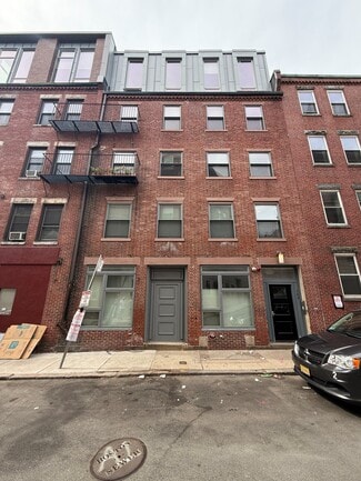 Plus de détails pour 104 Prince St, Boston, MA - Logement à vendre