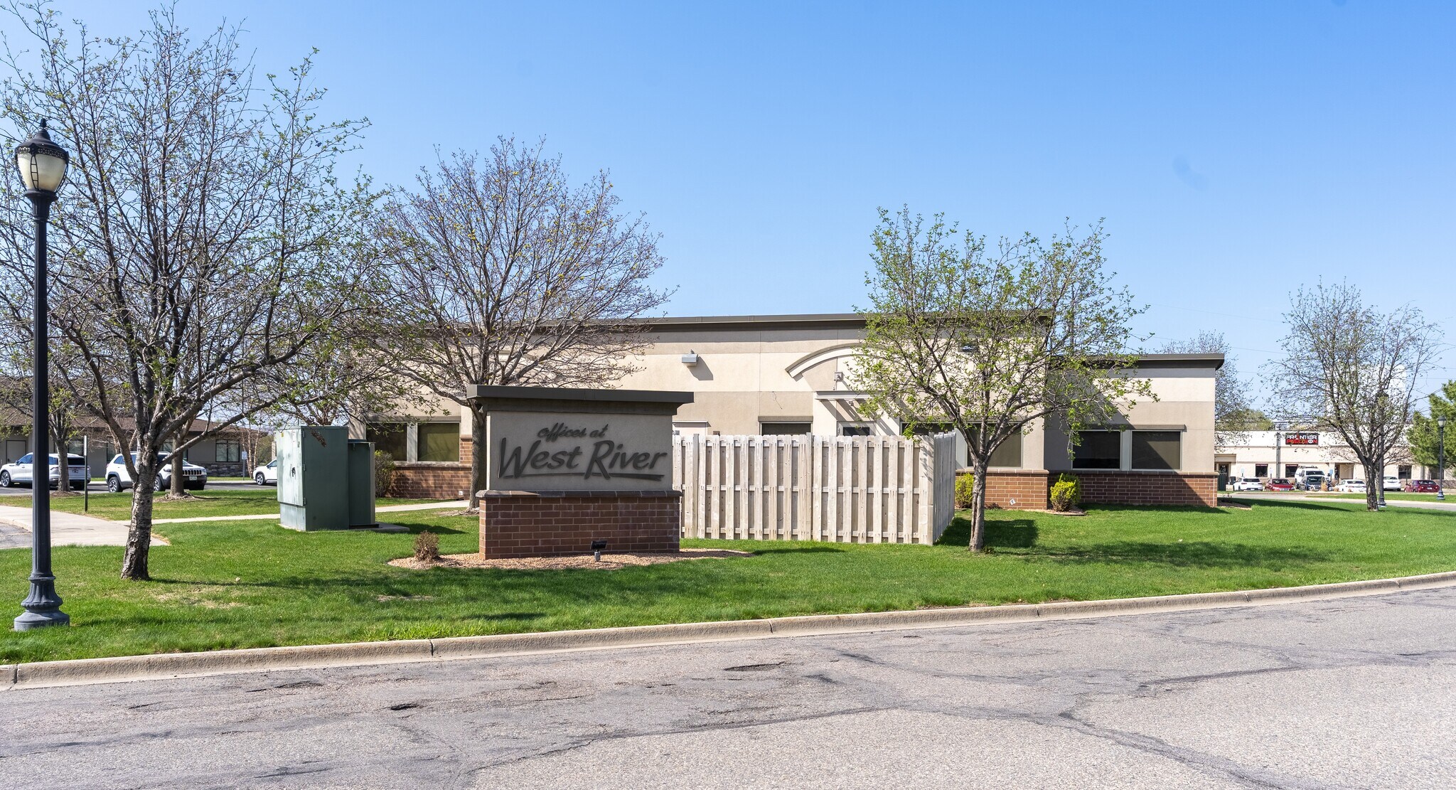 432 Great Oak Dr, Waite Park, MN à vendre Photo principale– Image 1 sur 9