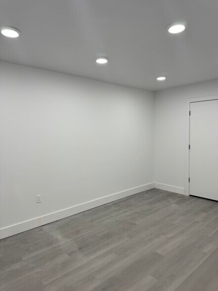 142 N 1800 W, Lindon, UT à louer - Photo de l’immeuble – Image 2 sur 13