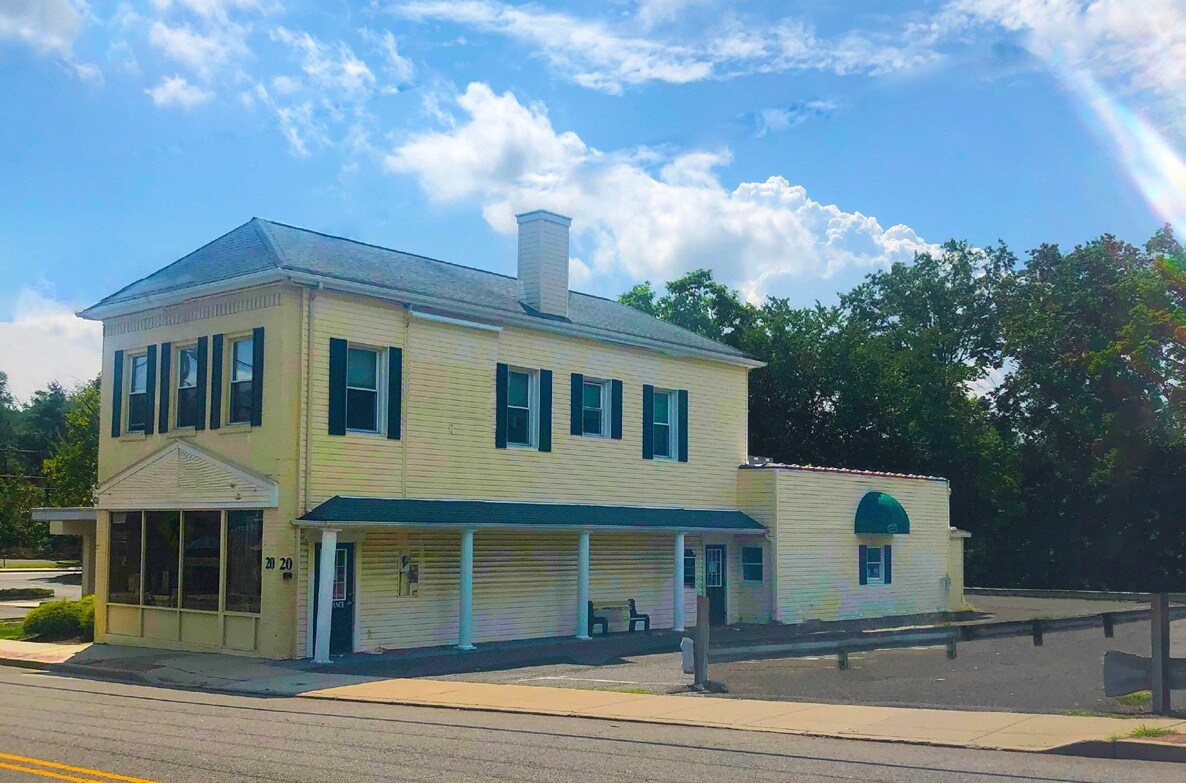 20 W Clinton Ave, Tenafly, NJ à louer Photo principale– Image 1 sur 4