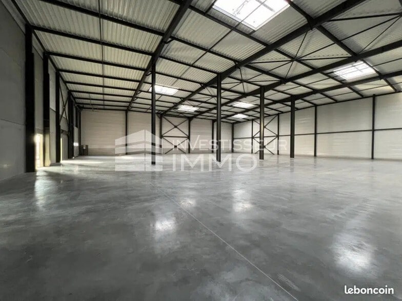 Local d’activités dans Cesson à louer - Photo intérieure – Image 3 sur 4