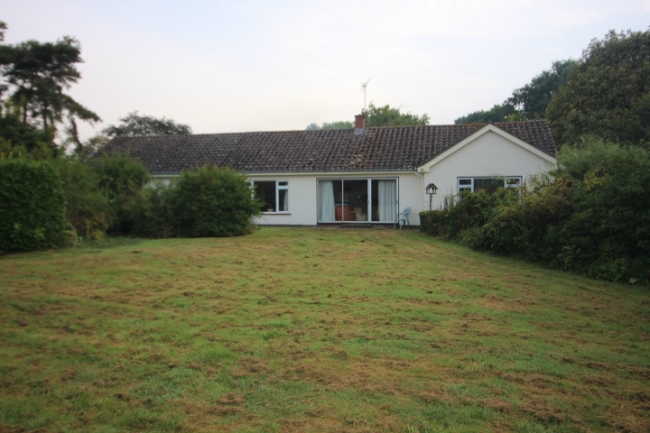 Theobalds Park Rd, Enfield à vendre - Photo de l’immeuble – Image 3 sur 8