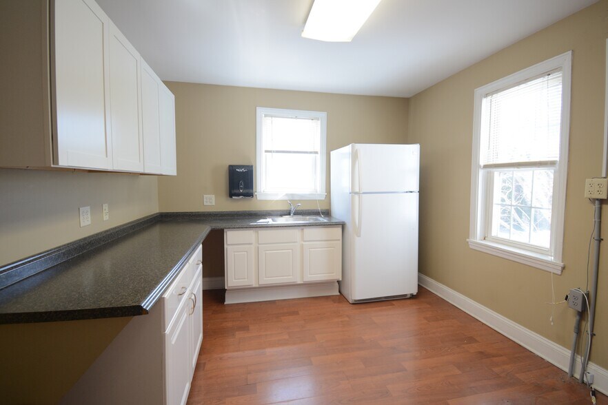 616 E Cypress St, Kennett Square, PA à vendre - Photo de l’immeuble – Image 3 sur 17