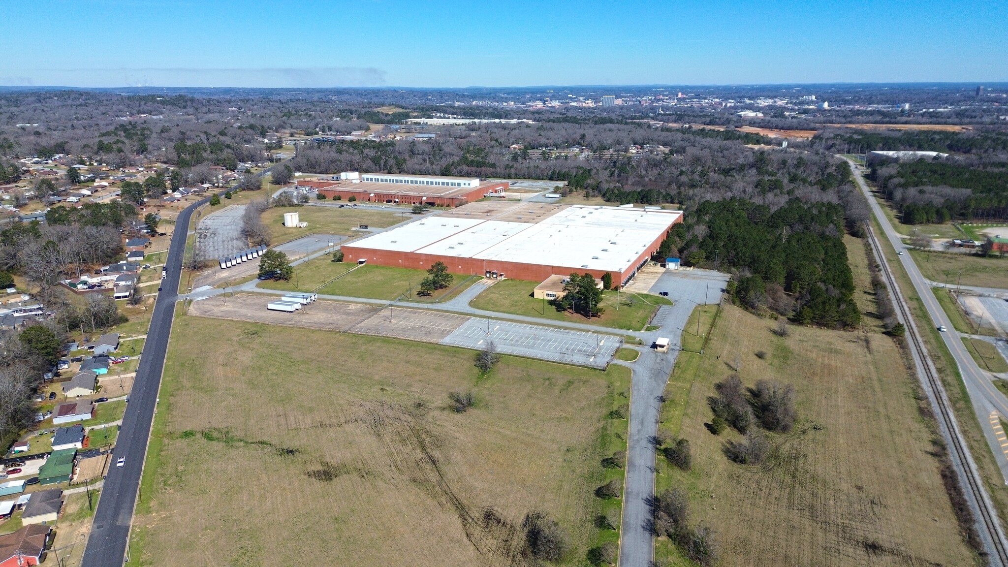 903 Fontaine Rd, Phenix City, AL à louer Photo de l’immeuble– Image 1 sur 7