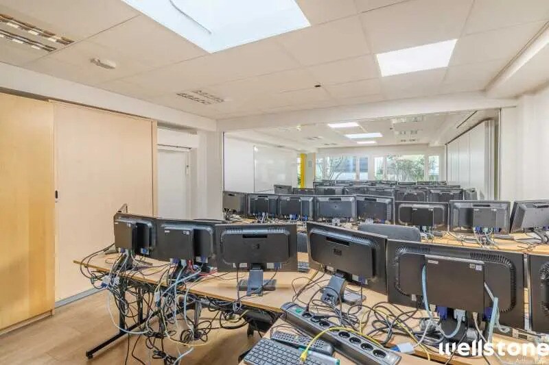 130 Rue De Clignancourt, Paris à louer - Photo de l’immeuble – Image 2 sur 9