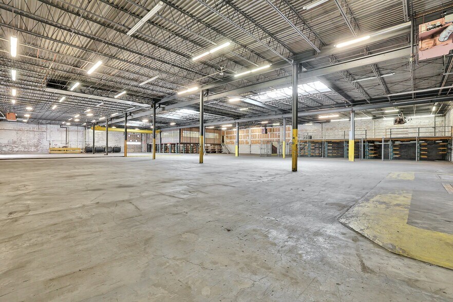 50 Snake Hill Rd, West Nyack, NY à louer - Photo de l’immeuble – Image 3 sur 43