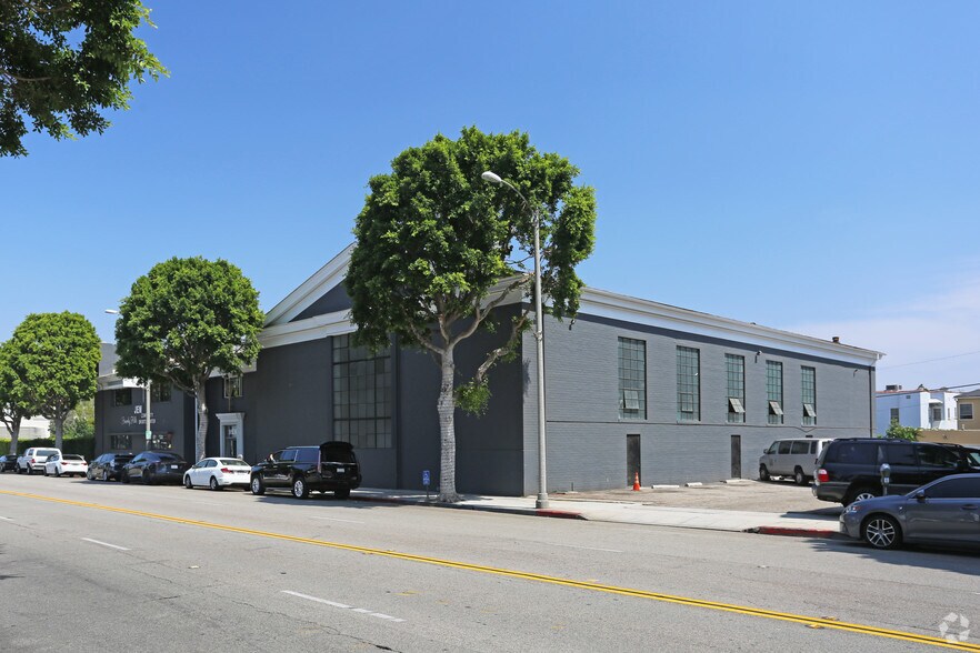 9930 Santa Monica Blvd, Beverly Hills, CA à louer - Photo principale – Image 1 sur 2