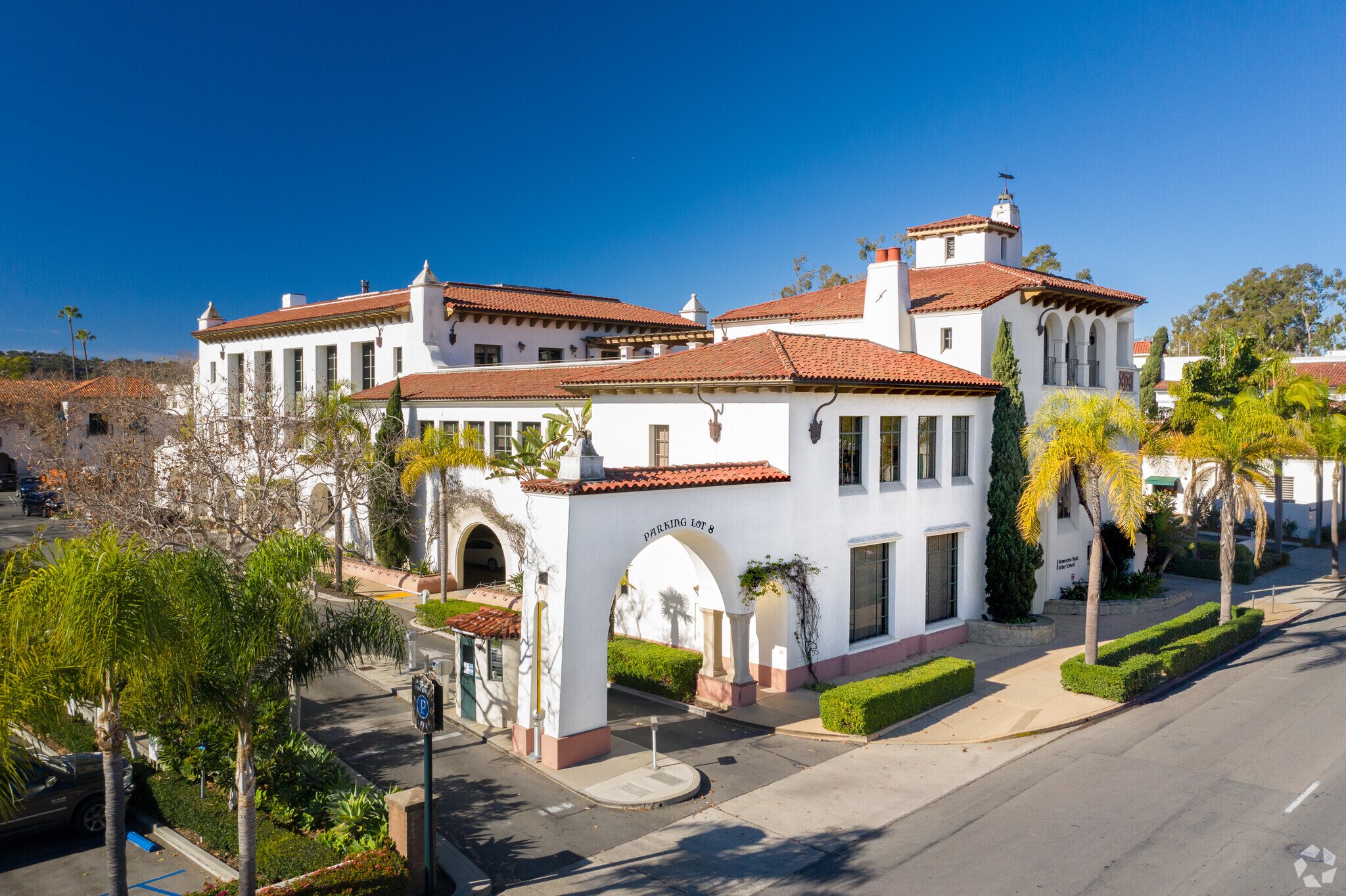 1021 Anacapa St, Santa Barbara, CA à louer Photo principale– Image 1 sur 12