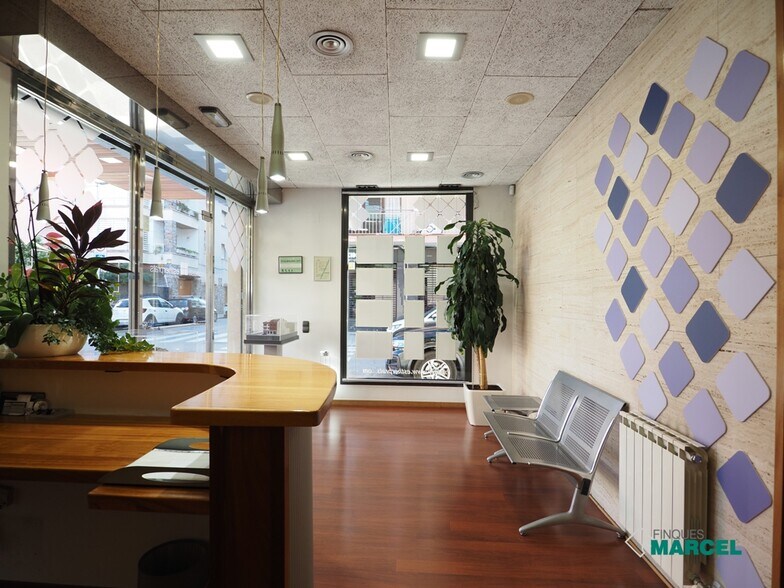 Immeuble residentiel dans Granollers, Barcelona à vendre - Photo intérieure – Image 2 sur 3