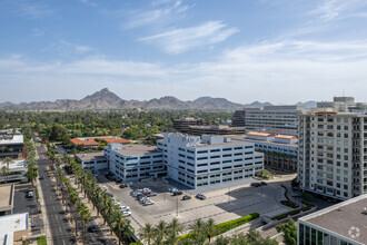 2201 E Camelback Rd, Phoenix, AZ - VUE AÉRIENNE  vue de carte - Image1