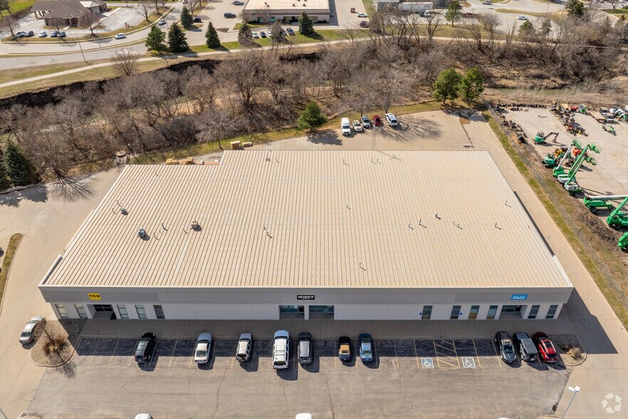 4526-4538 S 140th St, Omaha, NE à louer - Photo de l’immeuble – Image 2 sur 5