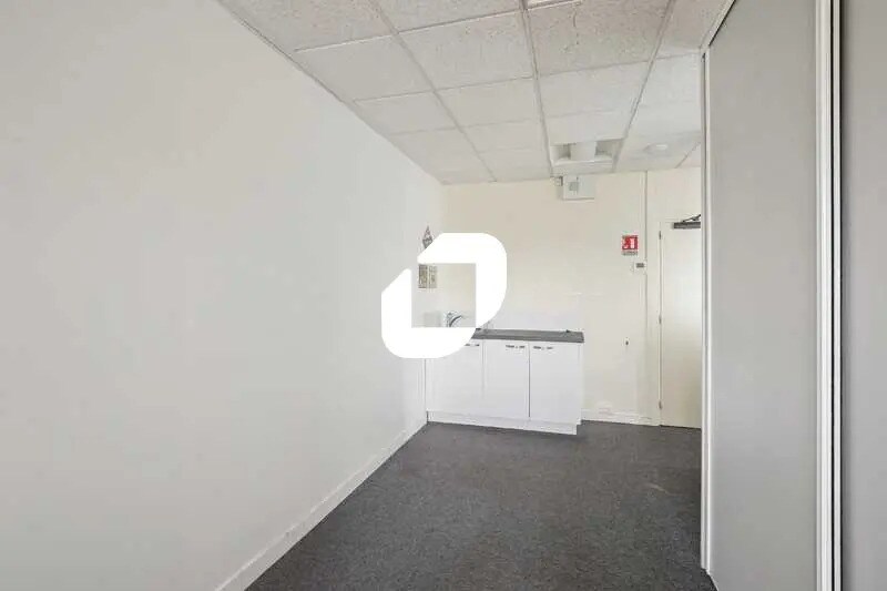 Bureau dans Villebon-sur-Yvette à louer - Photo de l’immeuble – Image 3 sur 13