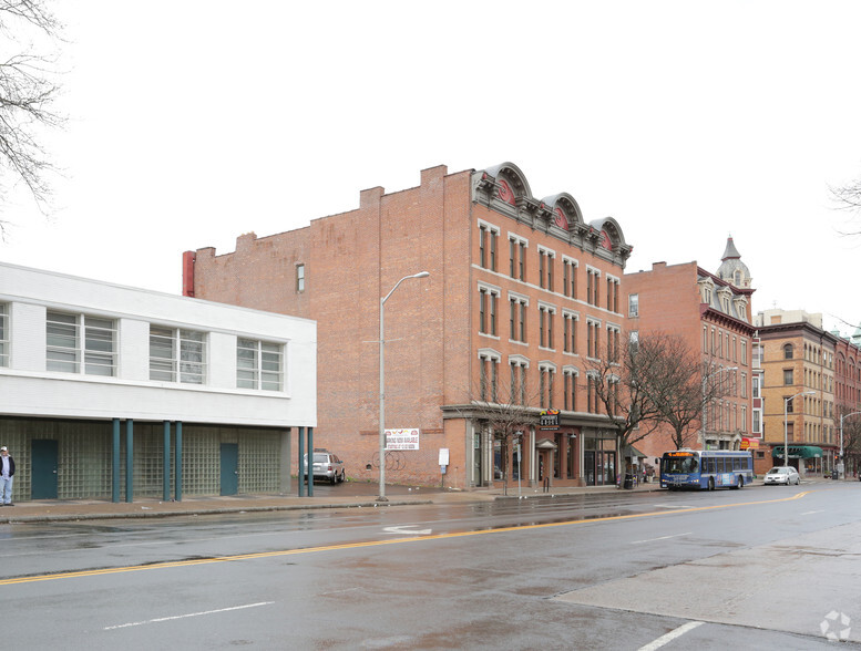 357-367 Main St, Hartford, CT à louer - Photo de l’immeuble – Image 3 sur 11