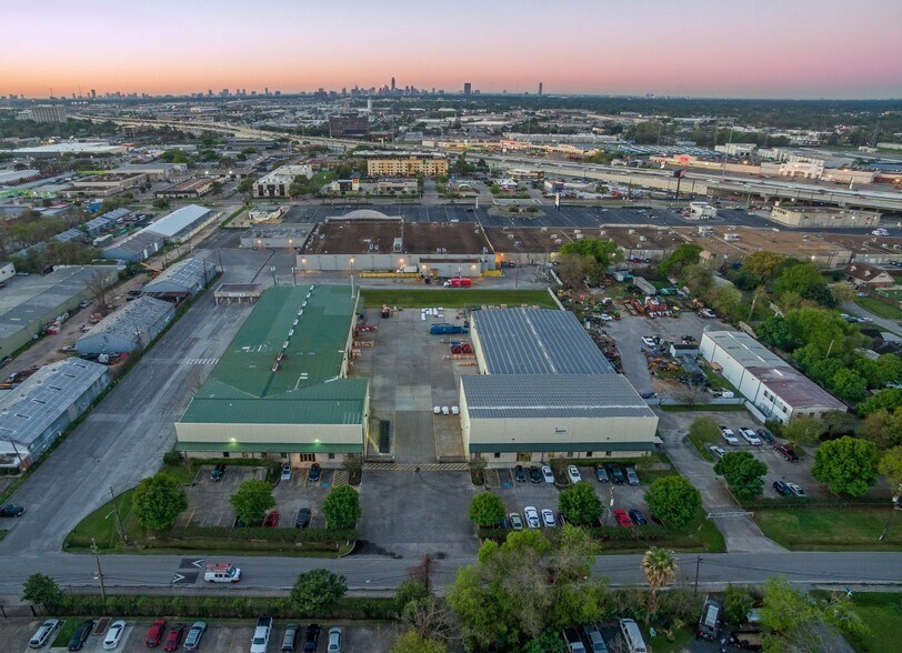5101-5111 Milwee St, Houston, TX à louer - Aérien – Image 3 sur 31