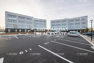 Plus de détails pour 571 Avenue Rhin Danube, Vitrolles - Bureau à louer
