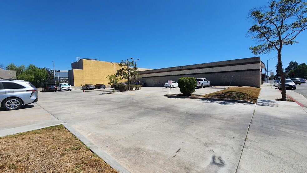 12942 Galway St, Garden Grove, CA à louer - Photo de l’immeuble – Image 2 sur 15