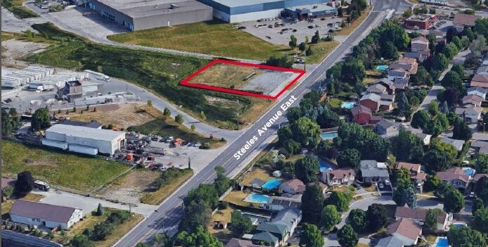 835 Steeles Av E, Milton, ON à vendre - Photo de l’immeuble – Image 2 sur 5