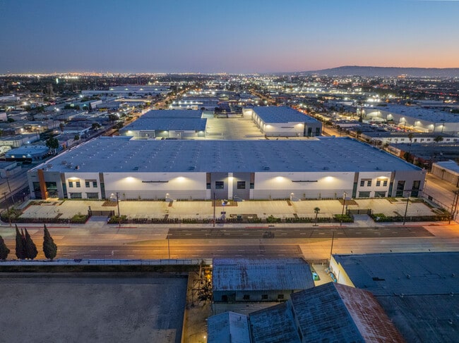 Plus de détails pour 112 W Alondra Blvd, Gardena, CA - Industriel/Logistique à louer