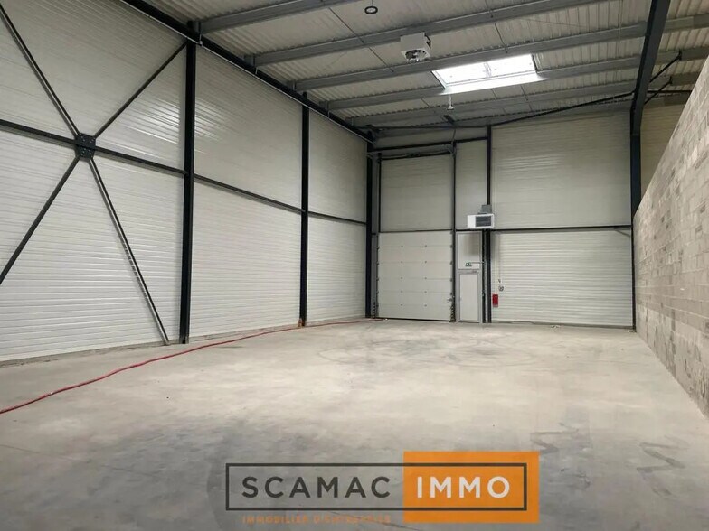 Local d'activités dans Moissy-Cramayel à vendre - Photo intérieure – Image 3 sur 5