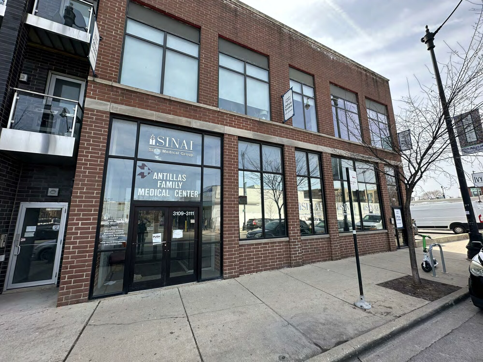 3109-3111 W Armitage Ave, Chicago, IL à louer Photo principale– Image 1 sur 3