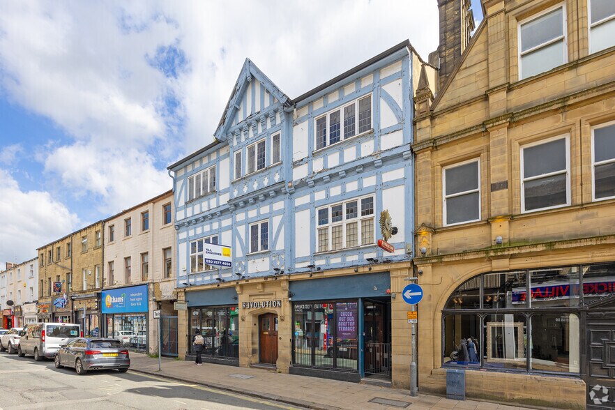 28 Cross Church St, Huddersfield à louer - Photo principale – Image 1 sur 5