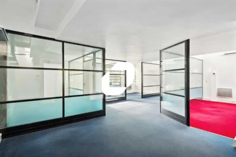 Bureau dans Levallois-Perret à louer - Photo de l’immeuble – Image 3 sur 3