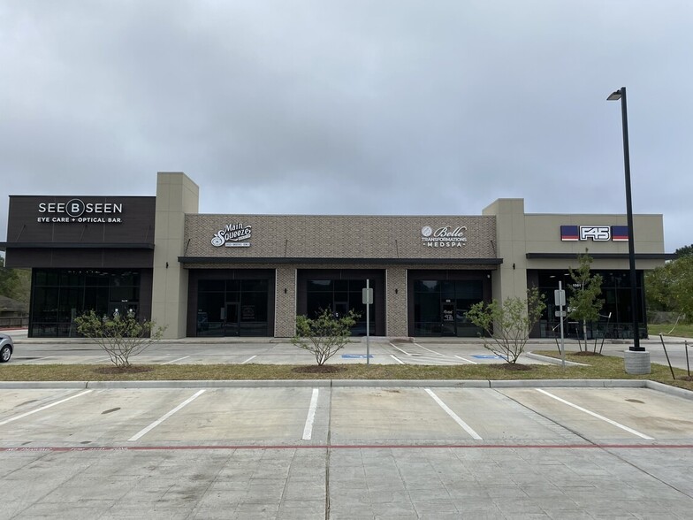 1503 West Parkwood Ave, Friendswood, TX à louer - Photo de l’immeuble – Image 1 sur 1