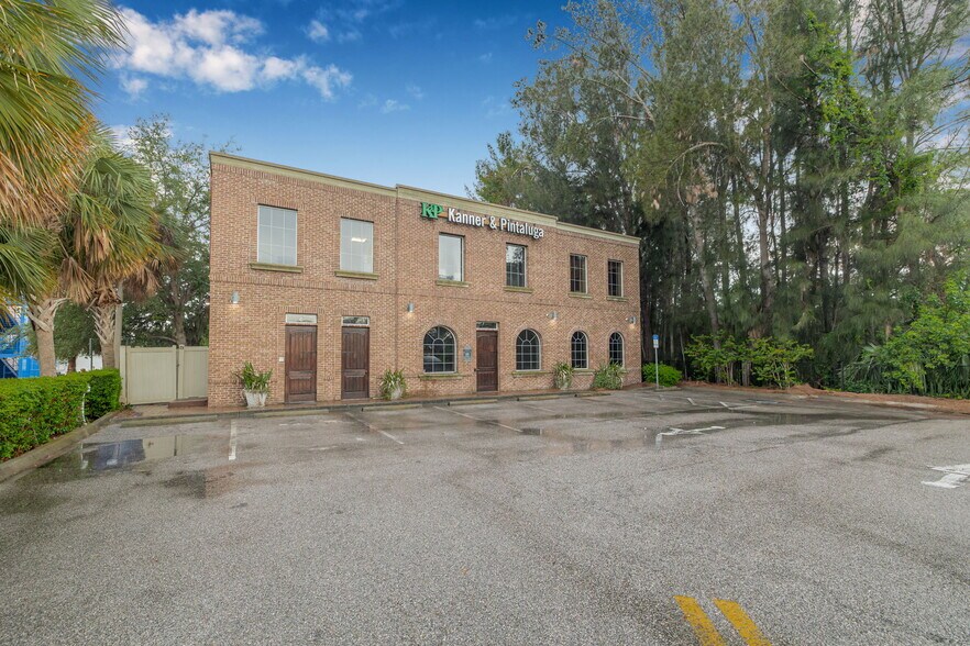 3615 E Frontage Rd, Tampa, FL à vendre - Photo de l’immeuble – Image 2 sur 37