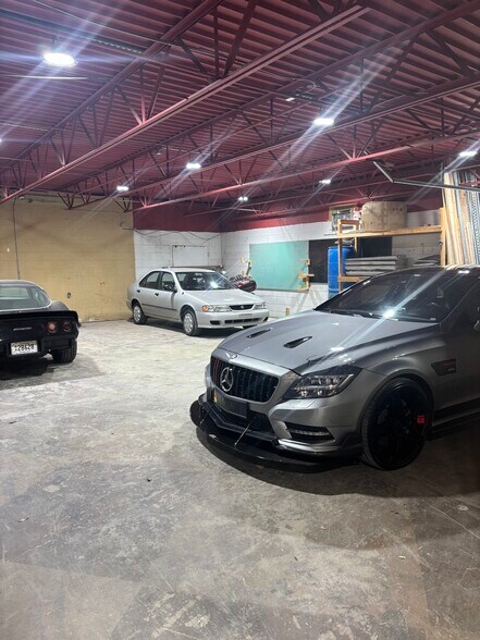 65 New Shackle Island Rd, Hendersonville, TN à louer - Photo de l’immeuble – Image 1 sur 15