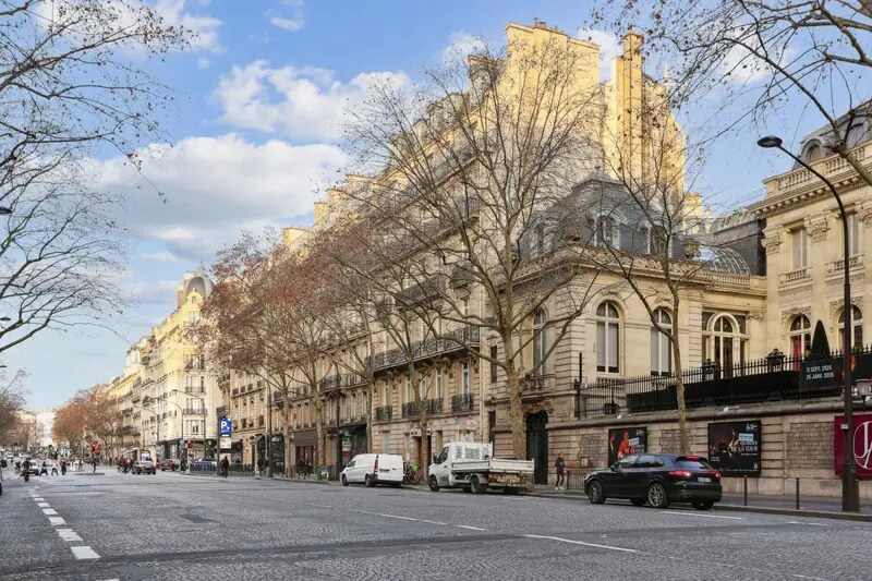 160 Boulevard Haussmann, Paris à louer - Photo de l’immeuble – Image 3 sur 15
