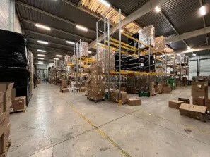 Plus de détails pour Local d'activités à louer