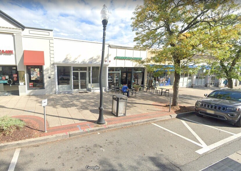 175-197 E Ridgewood Ave, Ridgewood, NJ à louer - Photo de l’immeuble – Image 3 sur 3