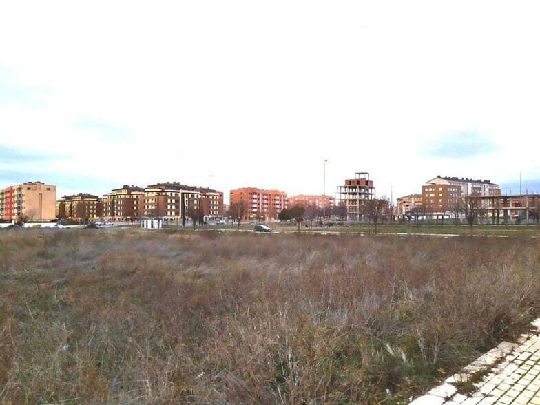 Terrain dans Ávila, Ávila à vendre - Photo de l’immeuble – Image 3 sur 5
