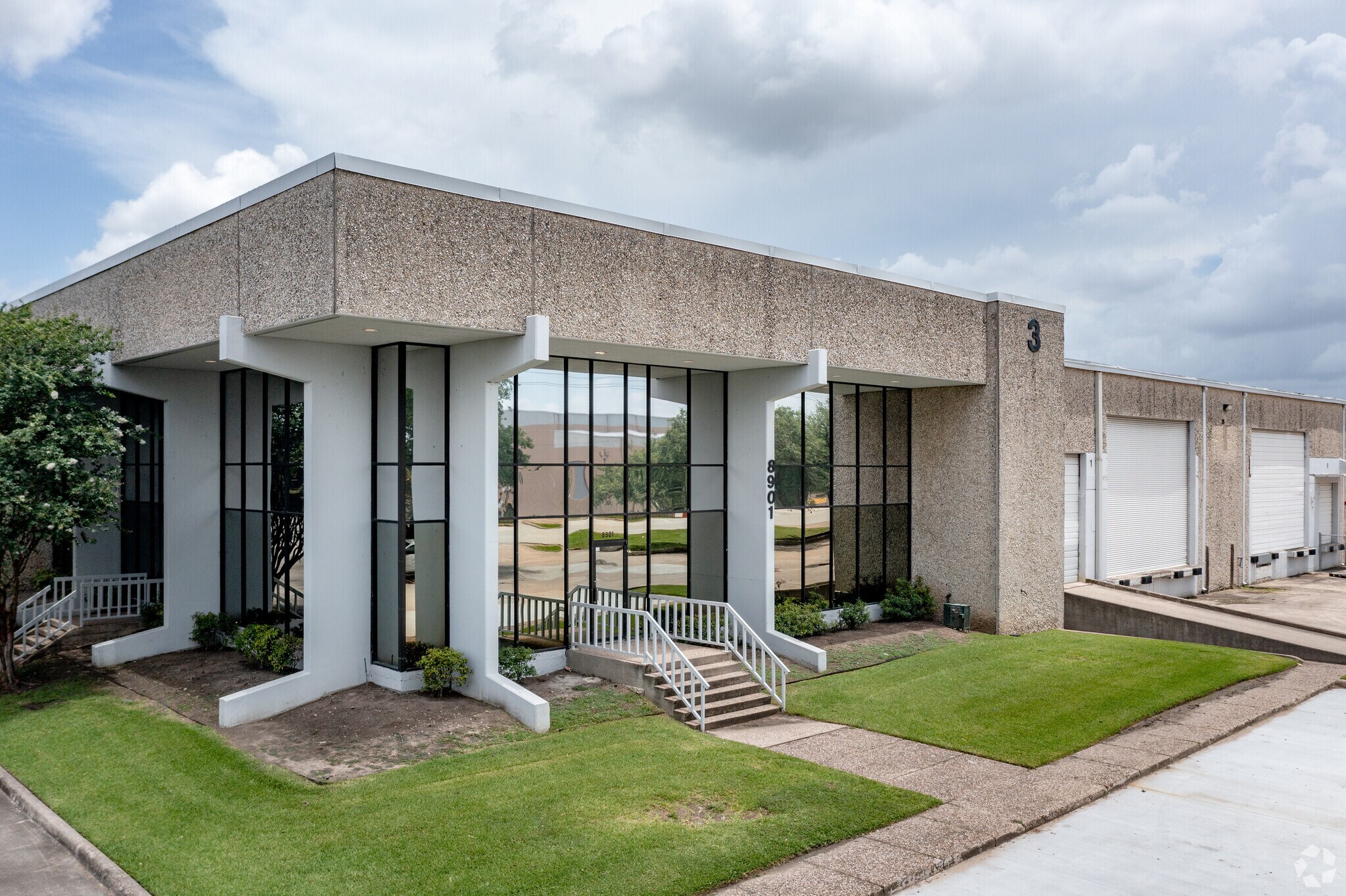 8935-8947 Market St, Houston, TX à louer Photo de l’immeuble– Image 1 sur 6